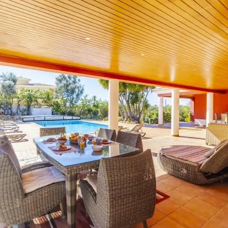 Apartman Escape To Paradise Stunning Nestled Near Porto De Mos