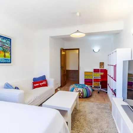 Appartamento Escape To Paradise Stunning Nestled Near Porto De Mos Albufeira