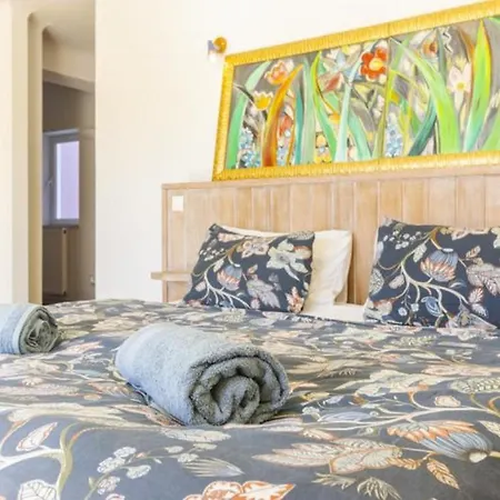 Apartment Escape To Paradise Stunning Nestled Near Porto De Mos *